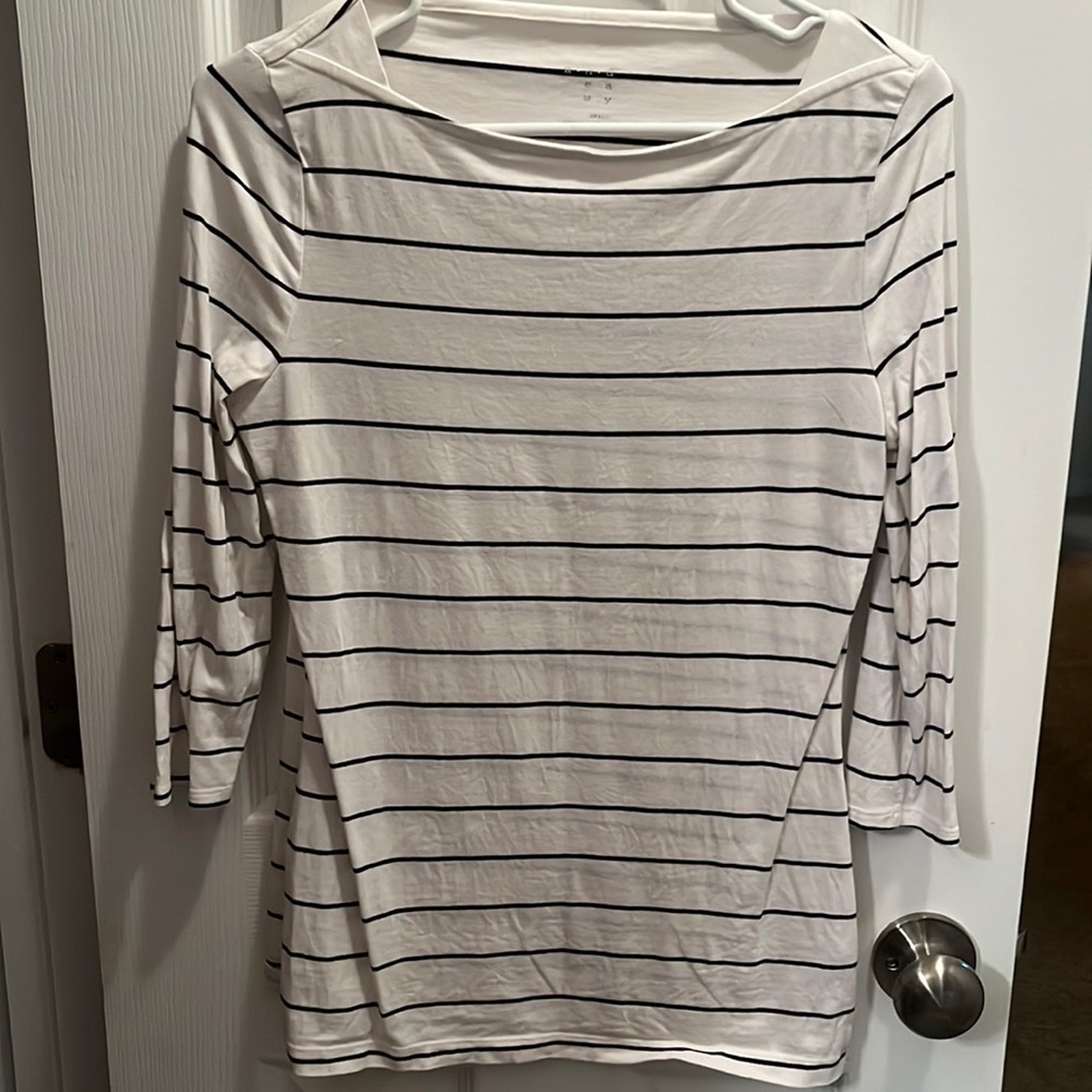 97 A NEW DAY white and black stripped 3/4 sleeve